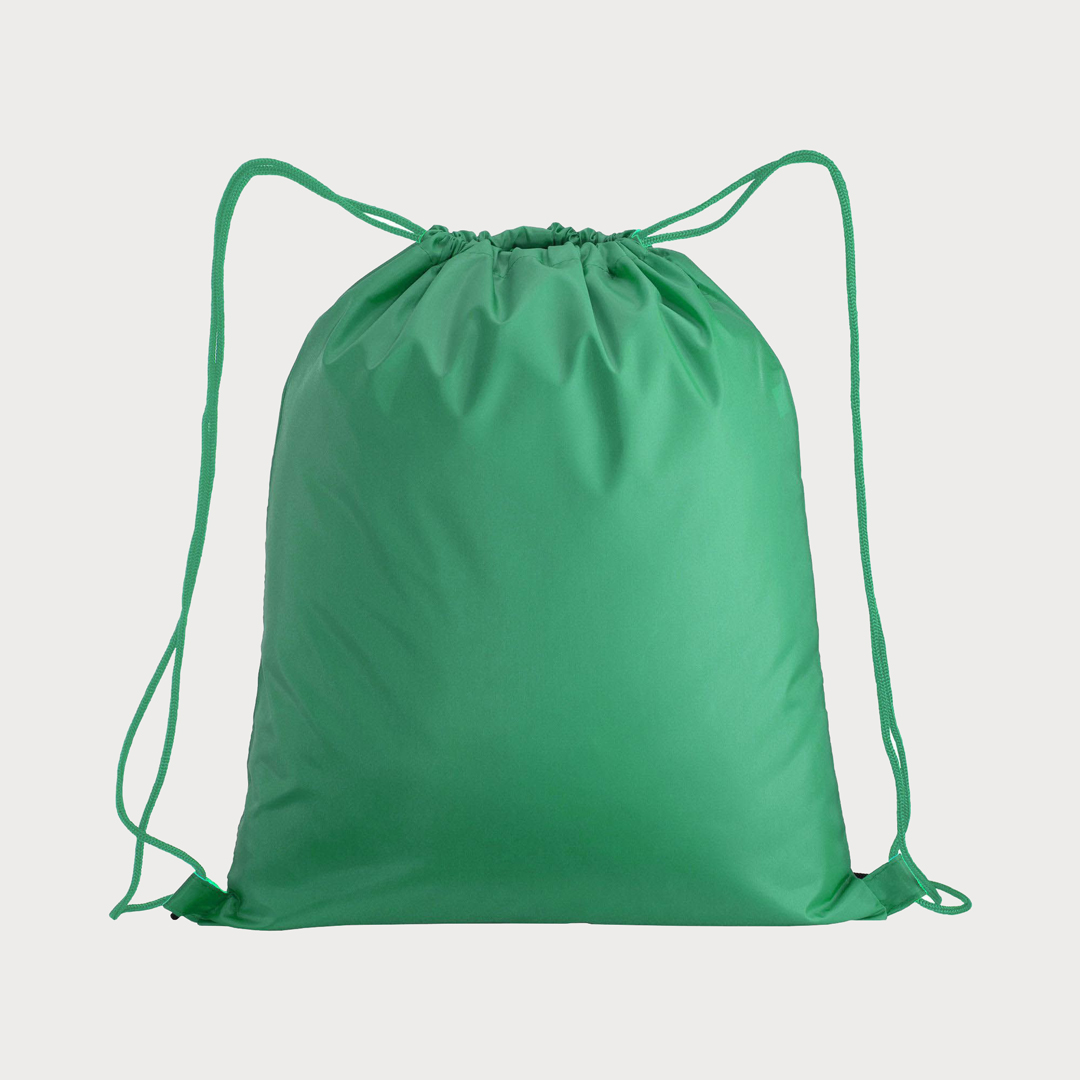 Ein grüner, unbedruckter Polyester-Rucksack mit grünen Kordelzügen.